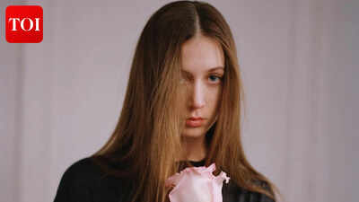 నికోల్ కిడ్మాన్ యొక్క 17 ఏళ్ల కుమార్తె, సండే రోజ్, తన తల్లిని తన 'జీవితంలో అతిపెద్ద ప్రేరణ' అని పిలుస్తుంది