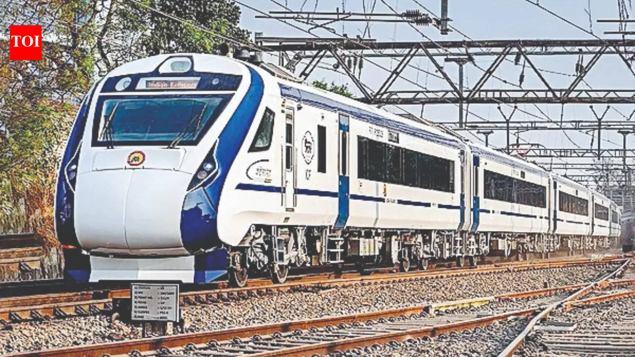 Stone hurled at Vande Bharat Express in Kerala; no injuries reported