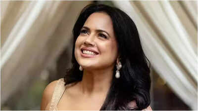  Sameera Reddy SLAMS Bollywood’s toxic beauty norms