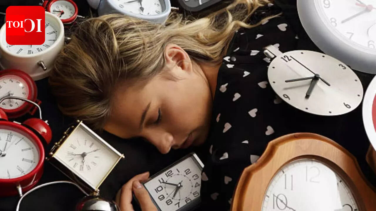 Before the alarm clock: How did people in the past wake up on time?