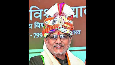 VP applauds women’s success, foresees reversal of gender inequality