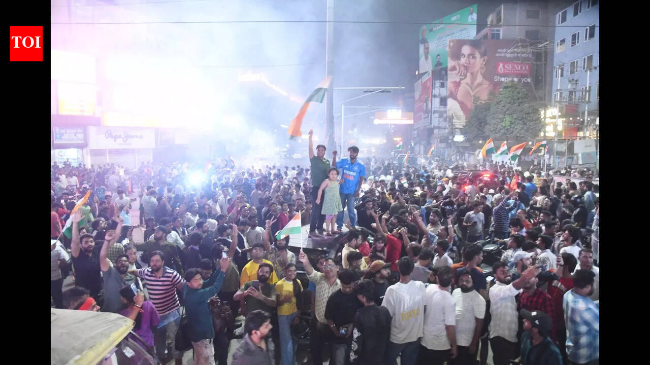From Marine Drive to Dak Bungalow, city celebrates India’s victory