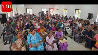 Women raise road, water and mobile network issues at Poinguinim Mahila gram sabha