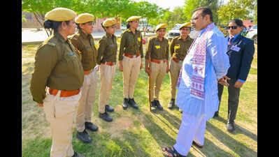 Women cops handle CM’s security in H’garh