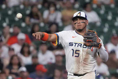 MLB trade rumors: Houston Astros predicted to chase $22 million Milwaukee Brewers power duo in a blockbuster deal for Isaac Paredes