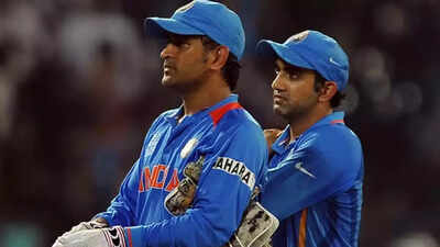  Dhoni playfully praises Gambhir after India’s T20 World Cup win
