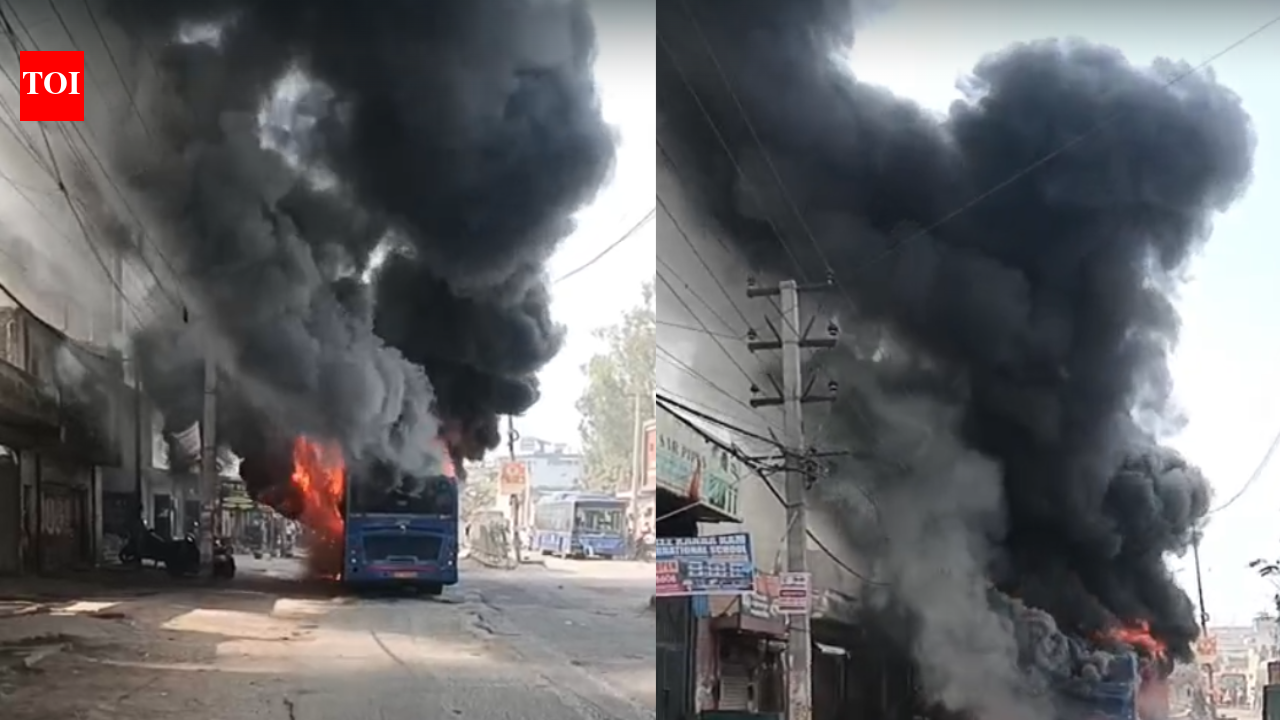 2 dead after DTC bus hits e-rickshaw, rams vehicles in Delhi; locals set bus ablaze