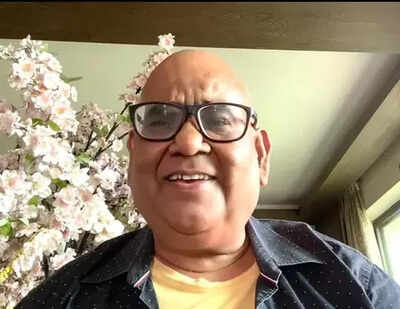 Jackie Shroff remembers Satish Kaushik on his death anniversary