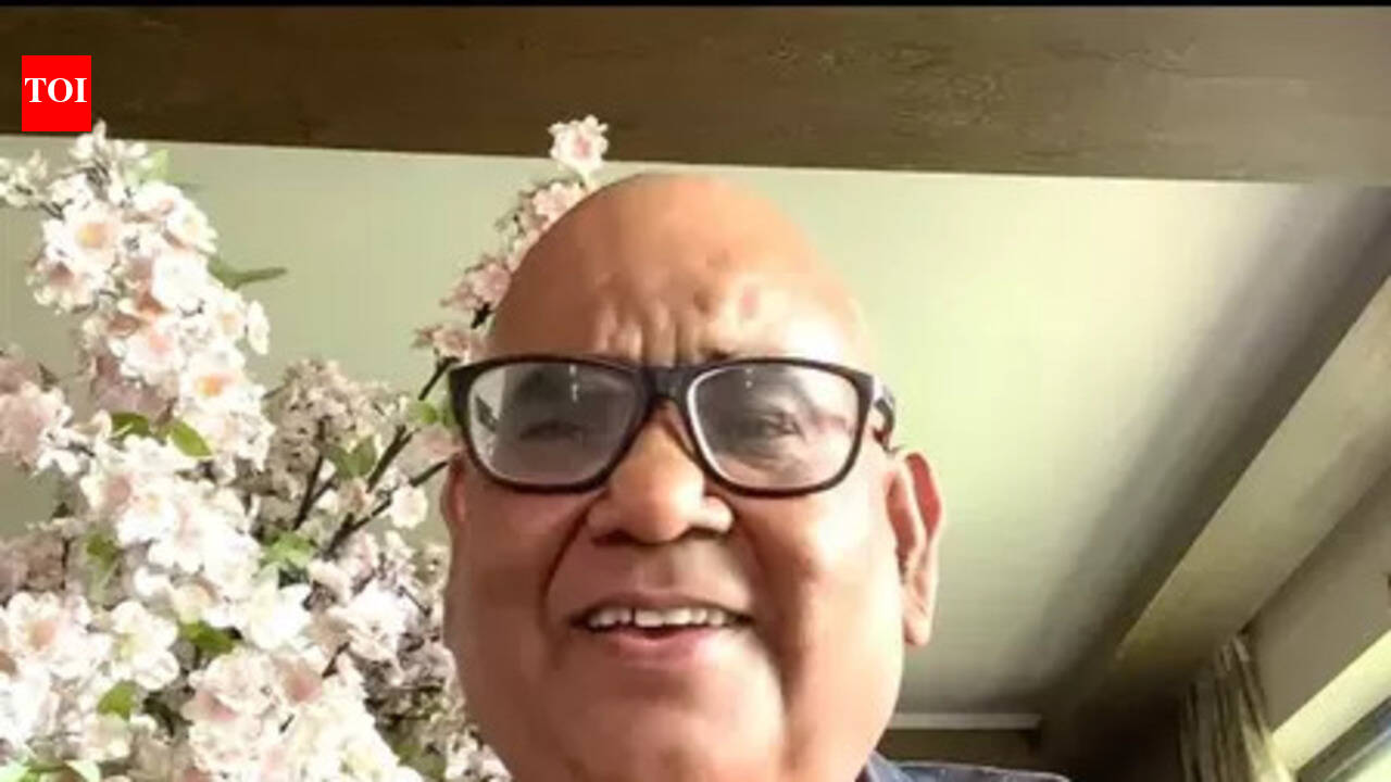 Jackie Shroff remembers Satish Kaushik on his death anniversary