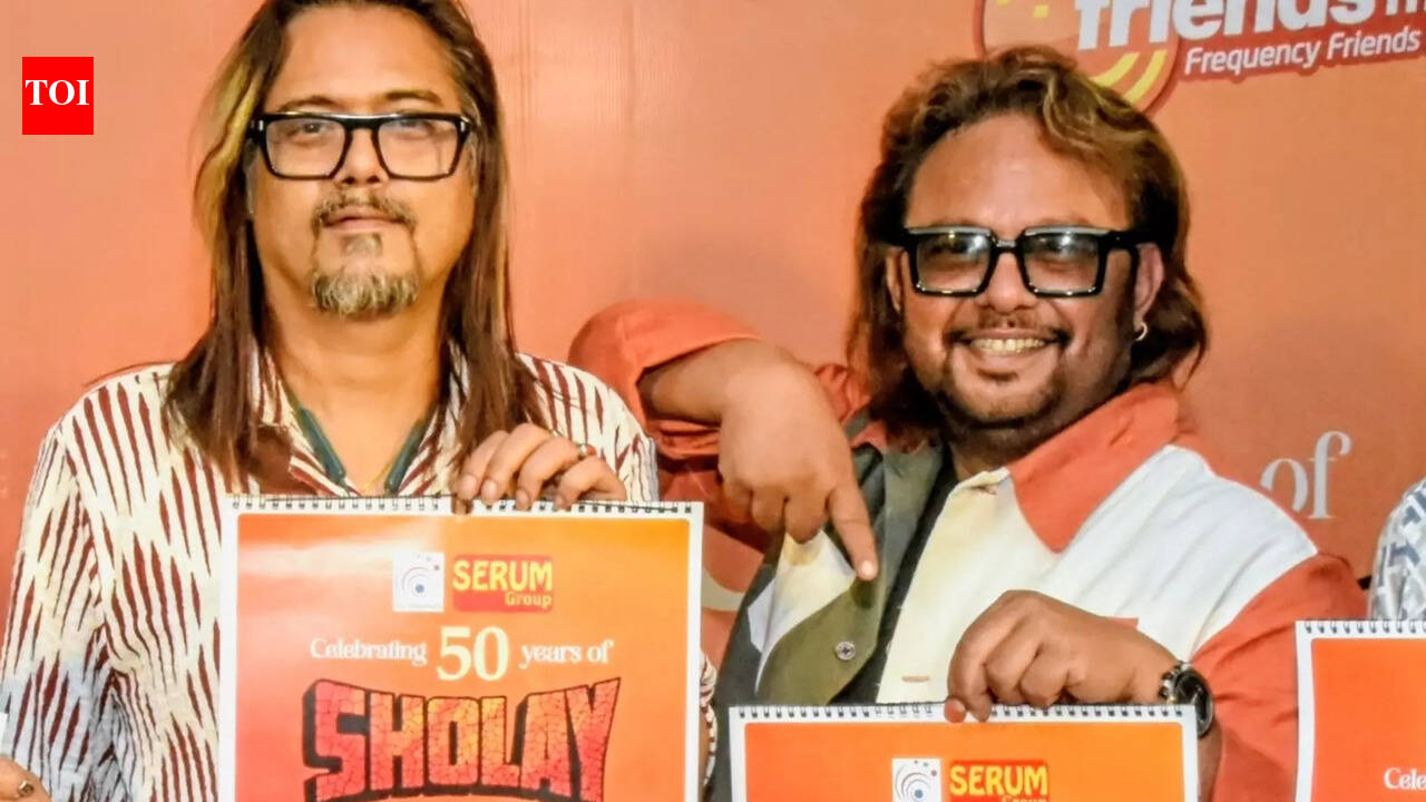 Special calendar marks 50 Years of Sholay, Sidhu–Pota recreate Jai-Veeru moment