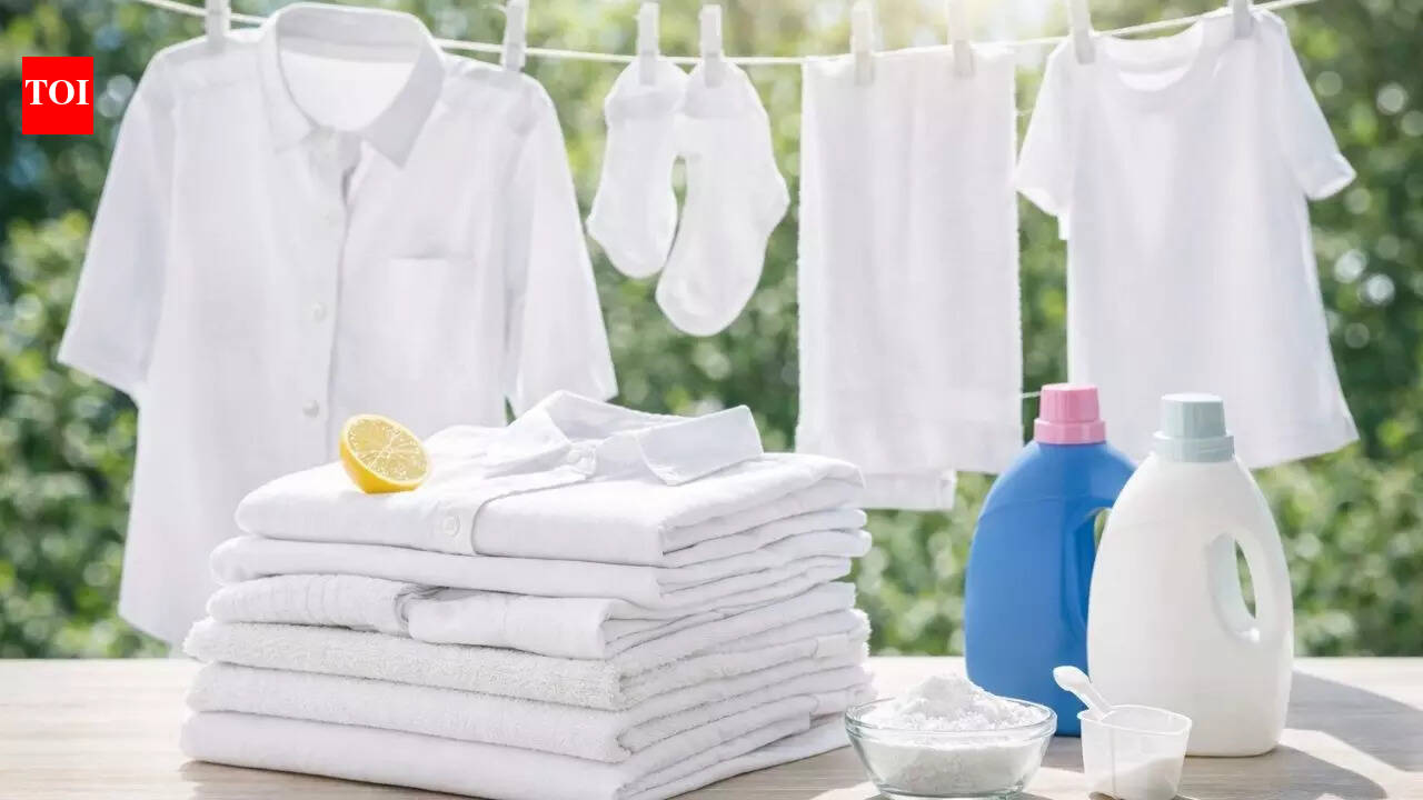 How to keep white clothes bright without fading or yellowing