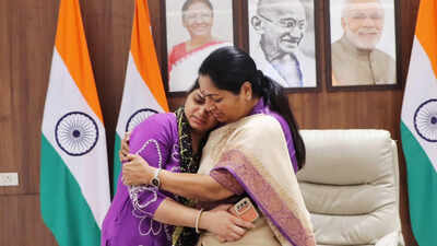 Justice topmost priority: Rekha Gupta to kin of man killed in Holi brawl