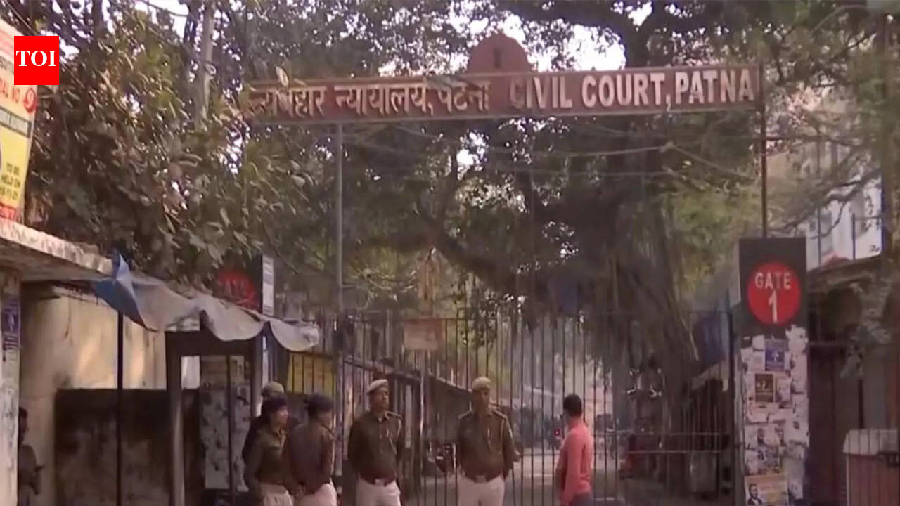 Three civil courts in Bihar get bomb threats