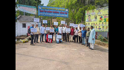 Protest for infra devpt of Berhampur stn, construction of more rly lines