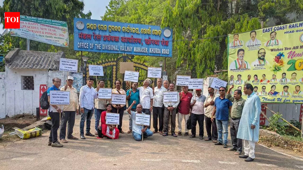 Protest for infra devpt of Berhampur stn, construction of more rly lines