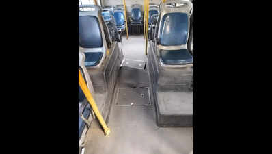 Old, rickety buses continue to ply on Jaipur roads as city awaits e-bus ...