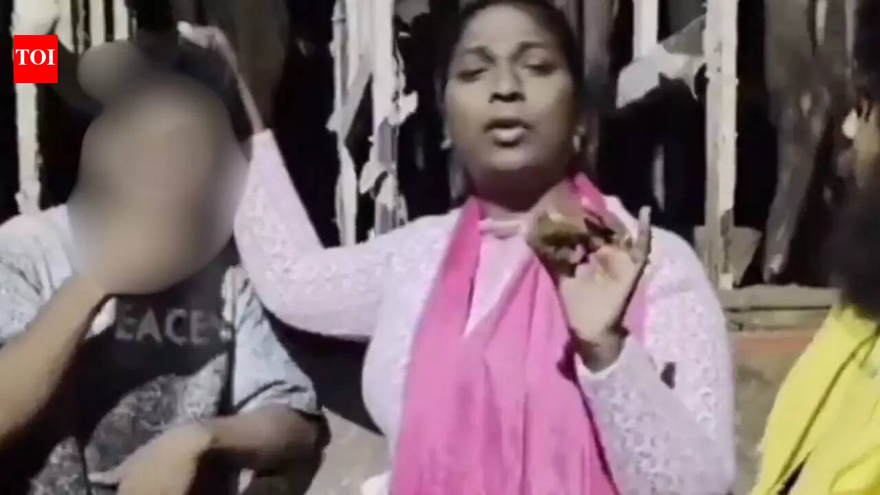 Pune shocker: Truck carrying buffaloes stopped, driver and cleaner forced to eat cow dung