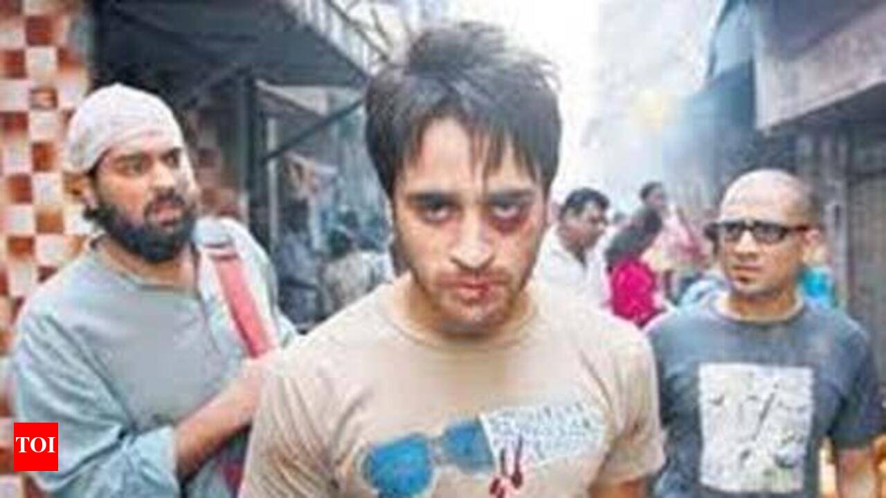 Delhi Belly to be remade in Tamil | Tamil Movie News - Times of India