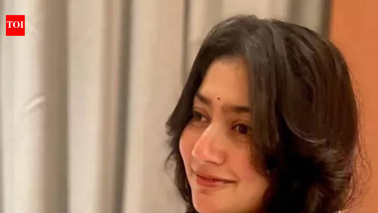 Sai Pallavi shares new look;'Ramayana' actress says 'Just coz I love what I wore'