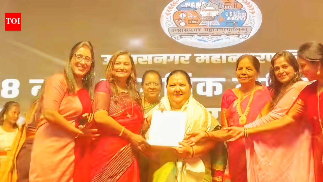 BJP boycotts Women’s Day event over missing Maharashtra CM Fadnavis’s name