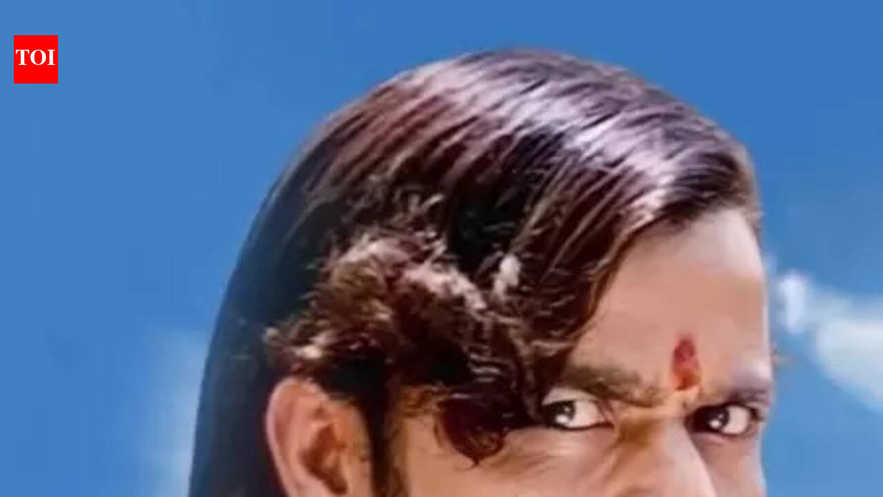 Rajpal Yadav looks back at ‘Malamaal Weekly,’ Actor expresses gratitude as the comedy turns 20