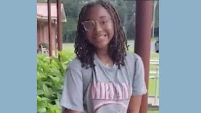 Georgia school fight turns deadly: 12-year-old girl dies after fight with another student; watch video