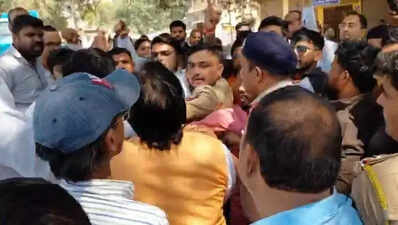UBT’s Danve grabs BJP candidate by collar amid ruckus over panchayat samiti chief poll in Sambhajinagar