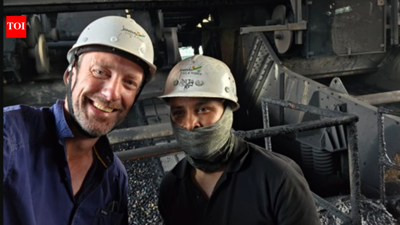 Indo-Aus team shows farm waste can cut steel emissions