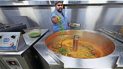  LPG shortage ripples across Chennai hostels, PGs and wedding halls; hospitals may feel pinch soon