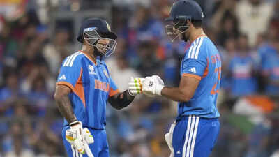 Suryakumar Yadav and Shivam Dube felicitated by Maharashtra CM after World Cup win