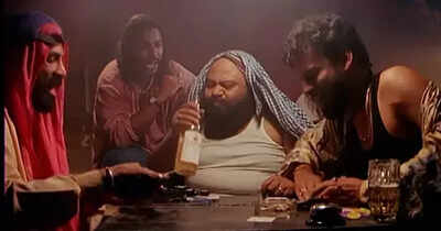 Saurabh Shukla recalls being interrogated after 'Goli maar bheje mein' song shoot