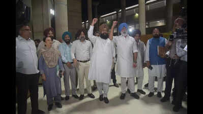 Khaira gagged till apology; AAP MLAs storm well, raise slogans; Bajwa leads Congress counter