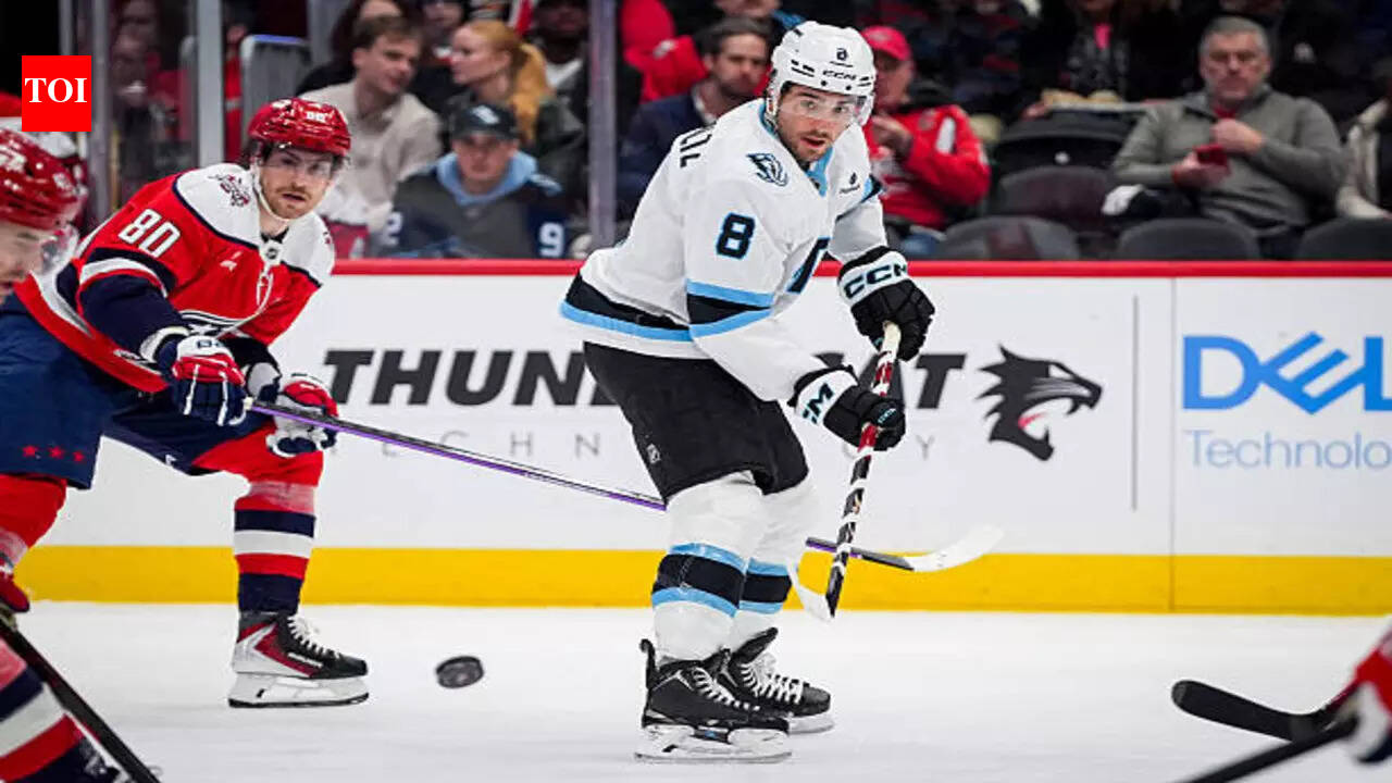 Nick Schmaltz Signs Eight-Year Extension, Cementing His Future With Utah Mammoth