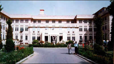Now, 25L bank guarantee must for super speciality docs in state