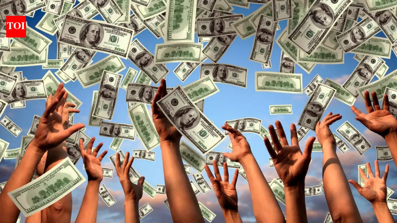 Indian expat turns overnight millionaire, wins $1 million in Dubai duty free draw