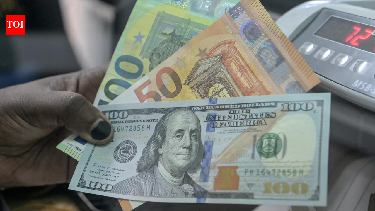 Rupee back below 92 vs dollar