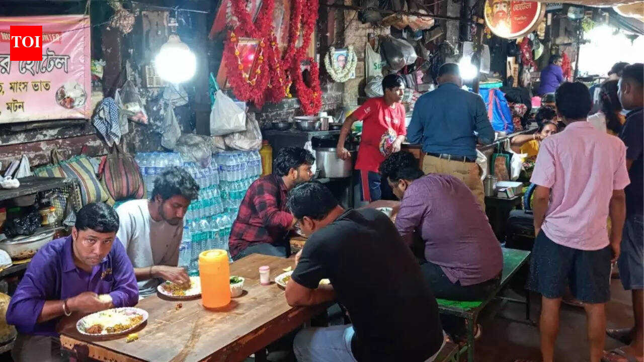 Kolkata distributors run out of commercial LPG, stock reserved for priority sectors