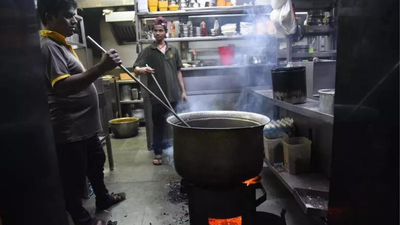 LPG shortage bites Mumbai’s hotels: Up to 40% shut or cut services; gas to last till today