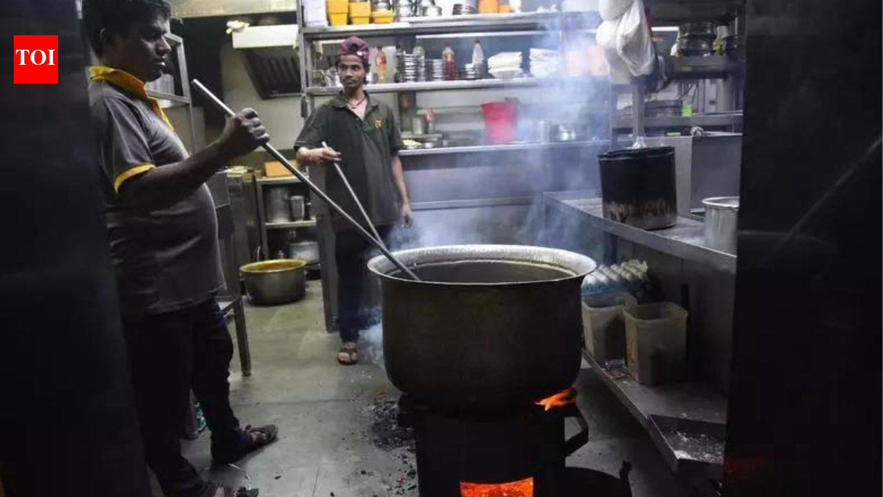 LPG shortage bites Mumbai’s hotels: Up to 40% shut or cut services