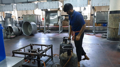  Infosys trims food court menus across Bengaluru, Pune, Chennai campuses; suspends live counters