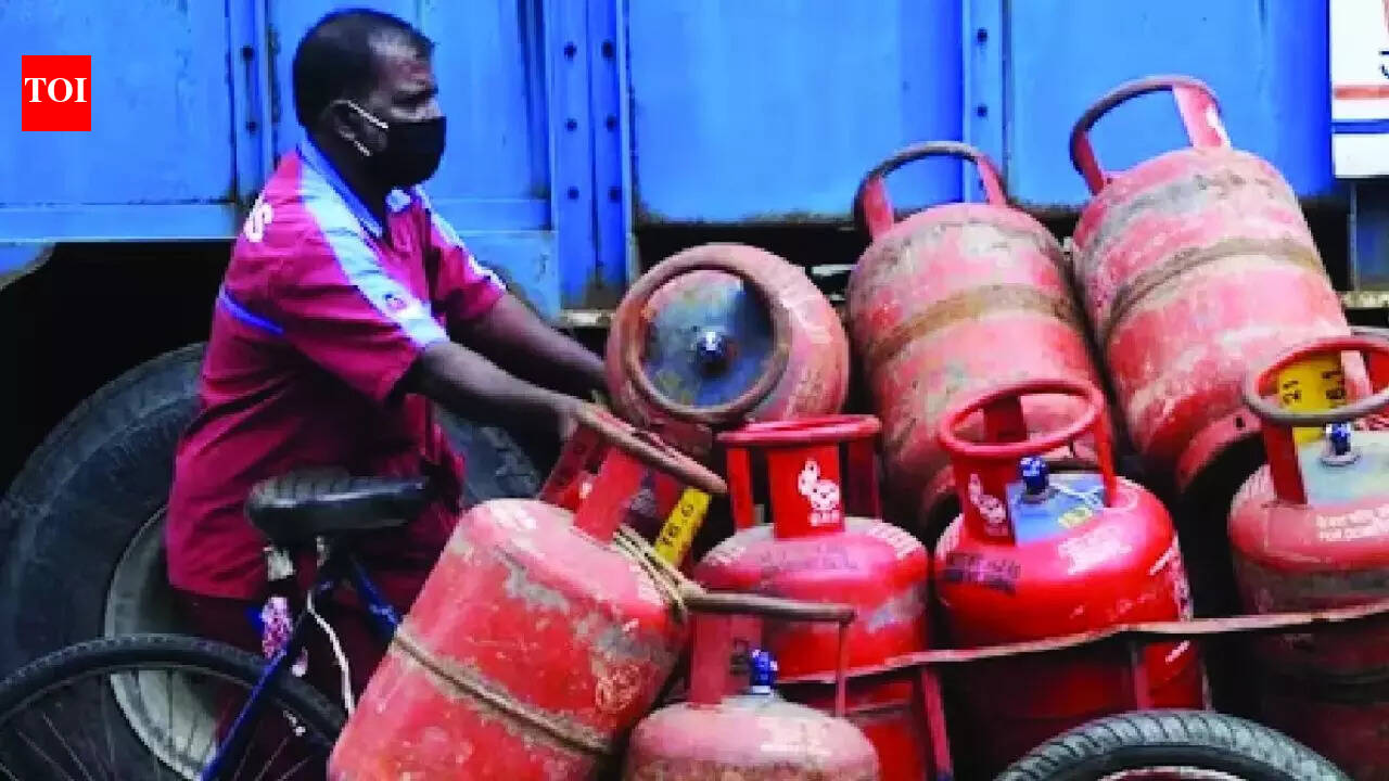 'Feels like Covid times': Restaurants expect LPG to dry up by weekend in Goa
