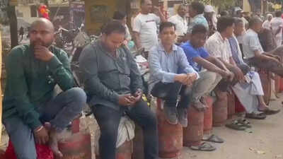 Rumours trigger rush for LPG cylinders in UP’s Basti