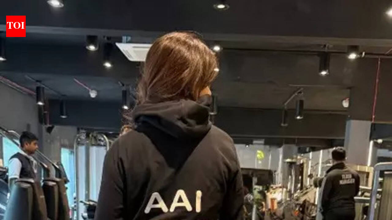 Genelia D’Souza’s gym selfie comes with a powerful message for moms