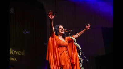 Delhi soaks in the Sufiyana rang