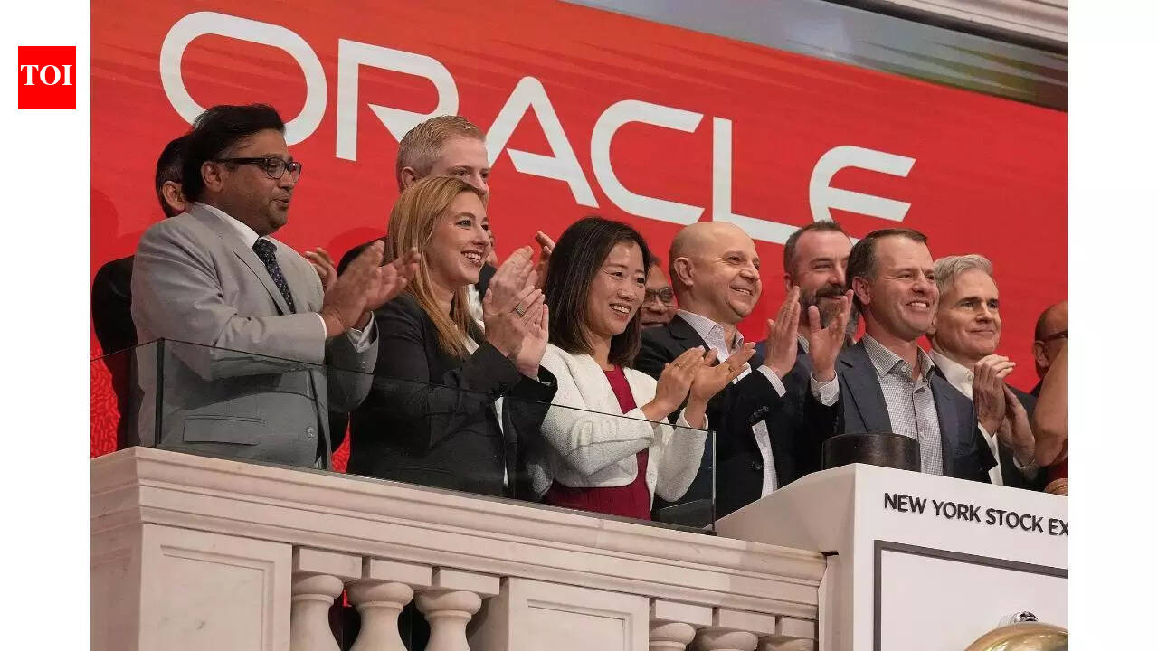 Oracle may be preparing to cut thousands of jobs, analysts see this $500 million as proof