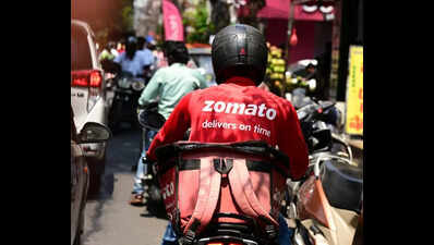 LPG crisis: Hotel closures hit food delivery riders hard in Vijayawada