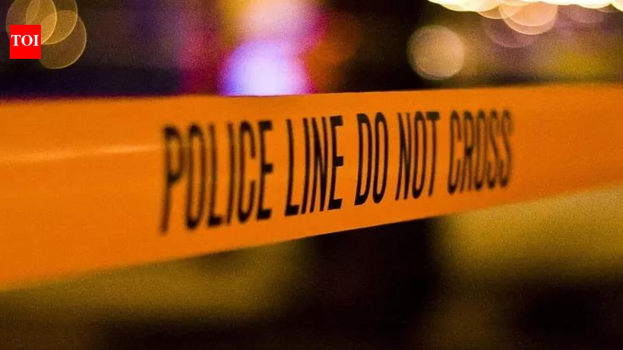 Active shooter at US synagogue; smoke billowing from building