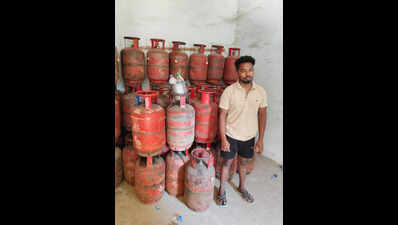 Vehicle with cylinders overturns, blows lid off illegal LPG racket