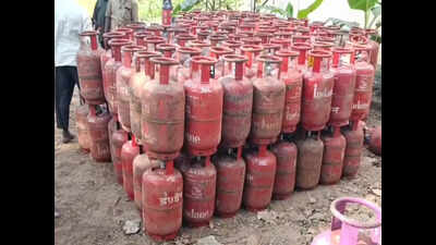 LPG supply disruptions in Buxar too