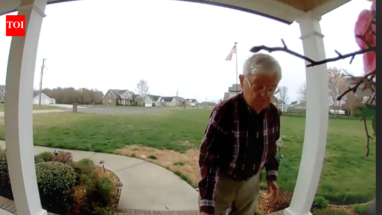 Internet raises $280,000 for elderly DoorDash driver forced out of retirement after woman spots him on doorbell camera and shares his story